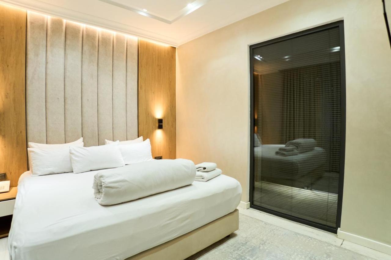 Edem Hotel Turkistan Quarto foto